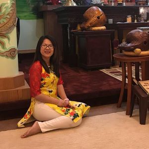 Meet your Posher, Lily hang